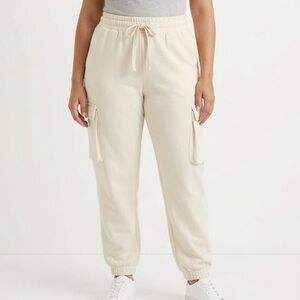 Zara Cream Cargo Joggers with Drawstring Waist